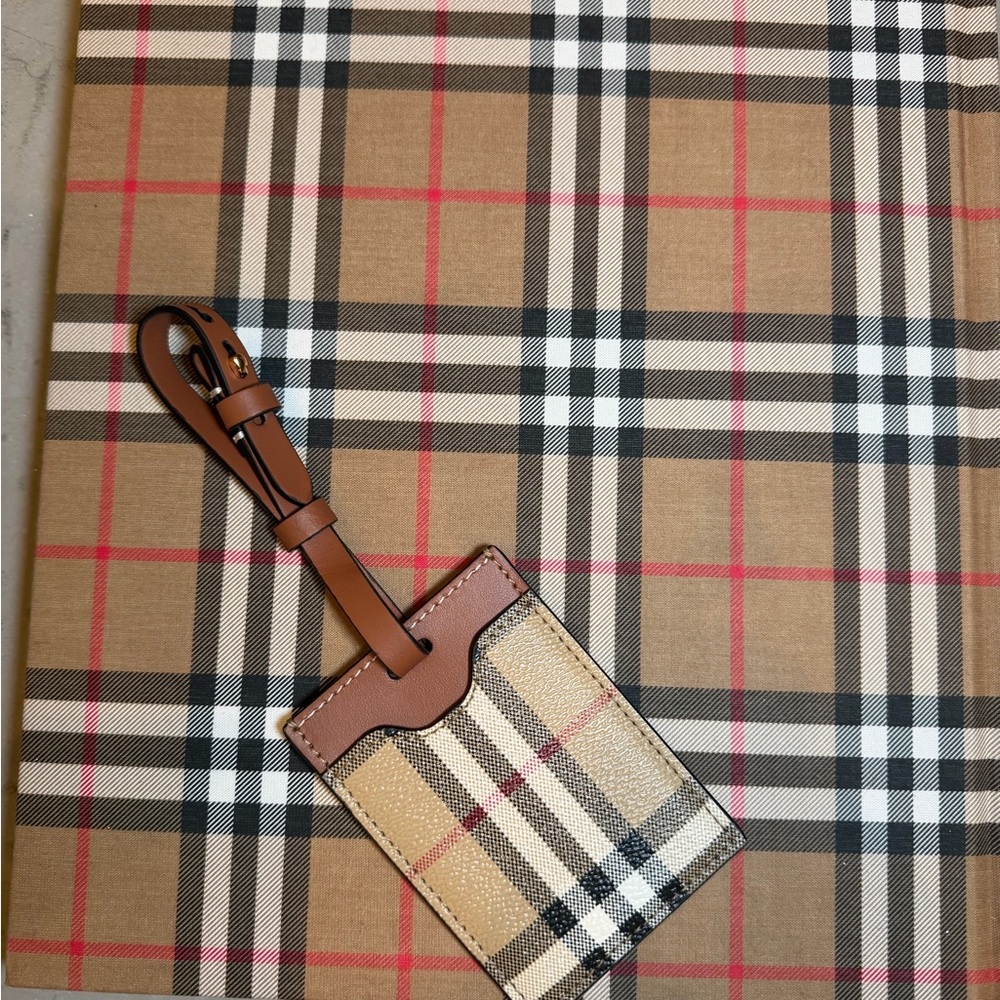 New Burberry Multi-Color Leather Checkered Luggage Tag In Brown